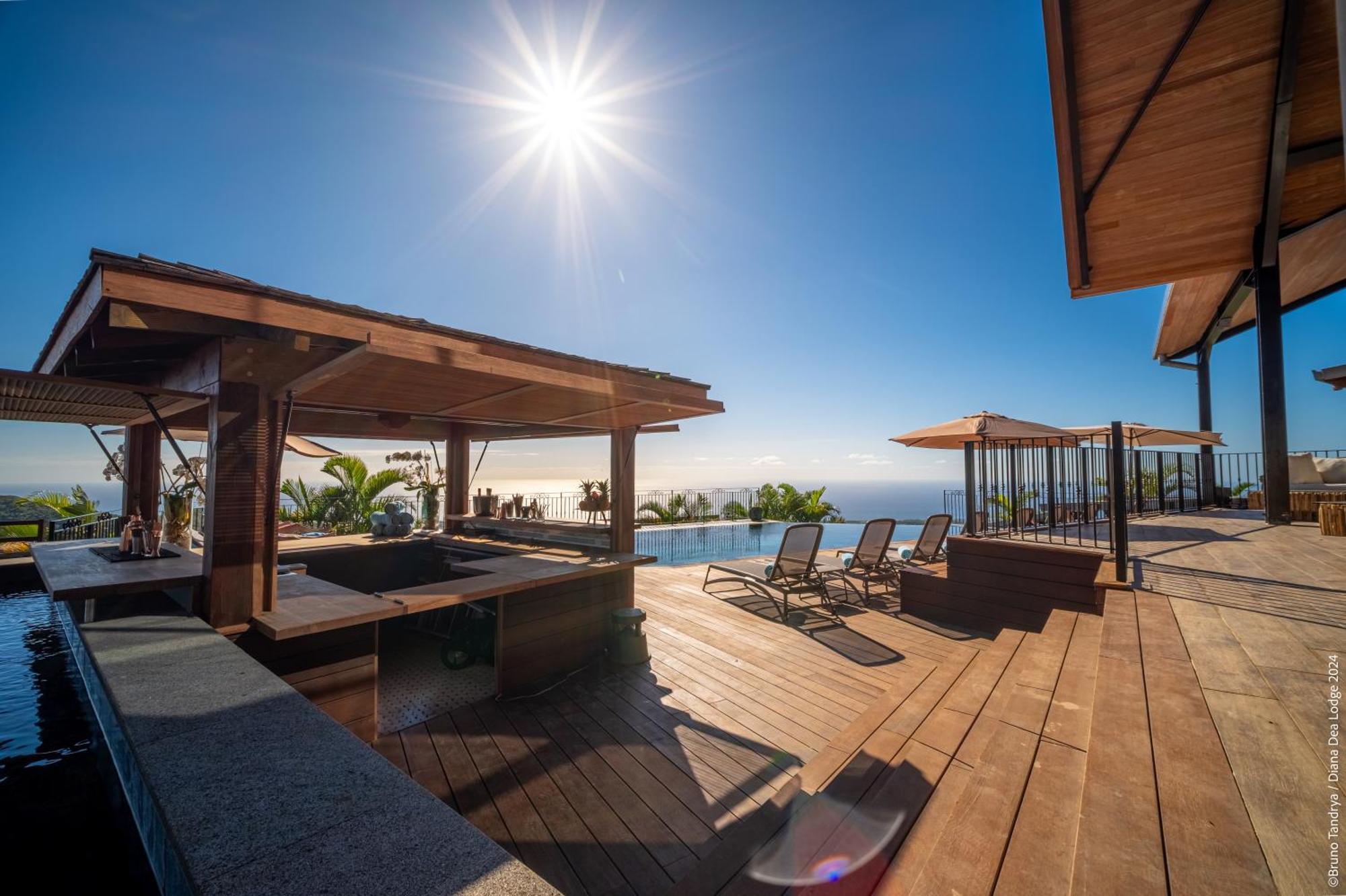 Diana Dea Lodge Sainte Anne Exterior foto