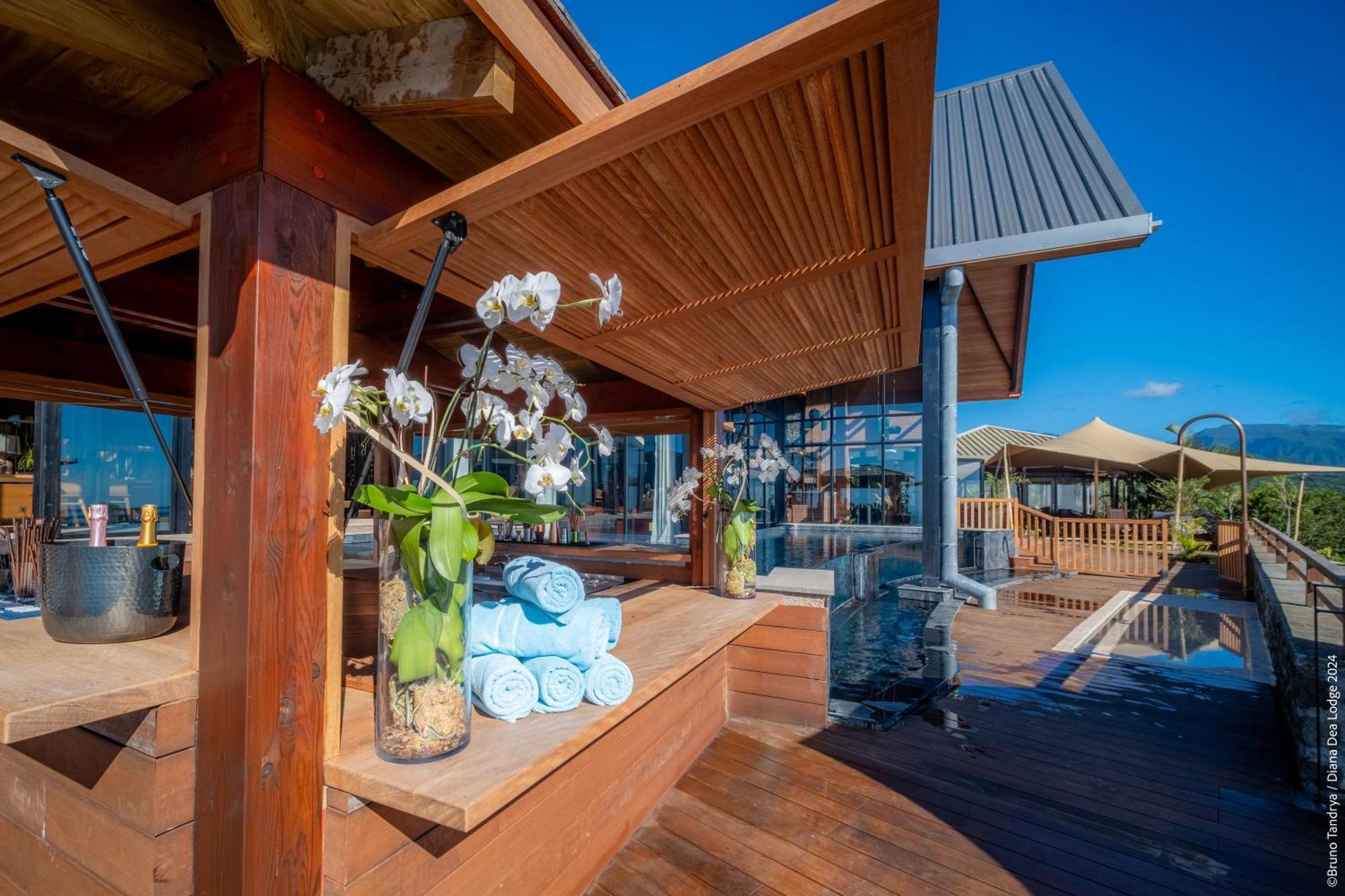 Diana Dea Lodge Sainte Anne Exterior foto