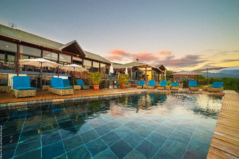 Diana Dea Lodge Sainte Anne Exterior foto