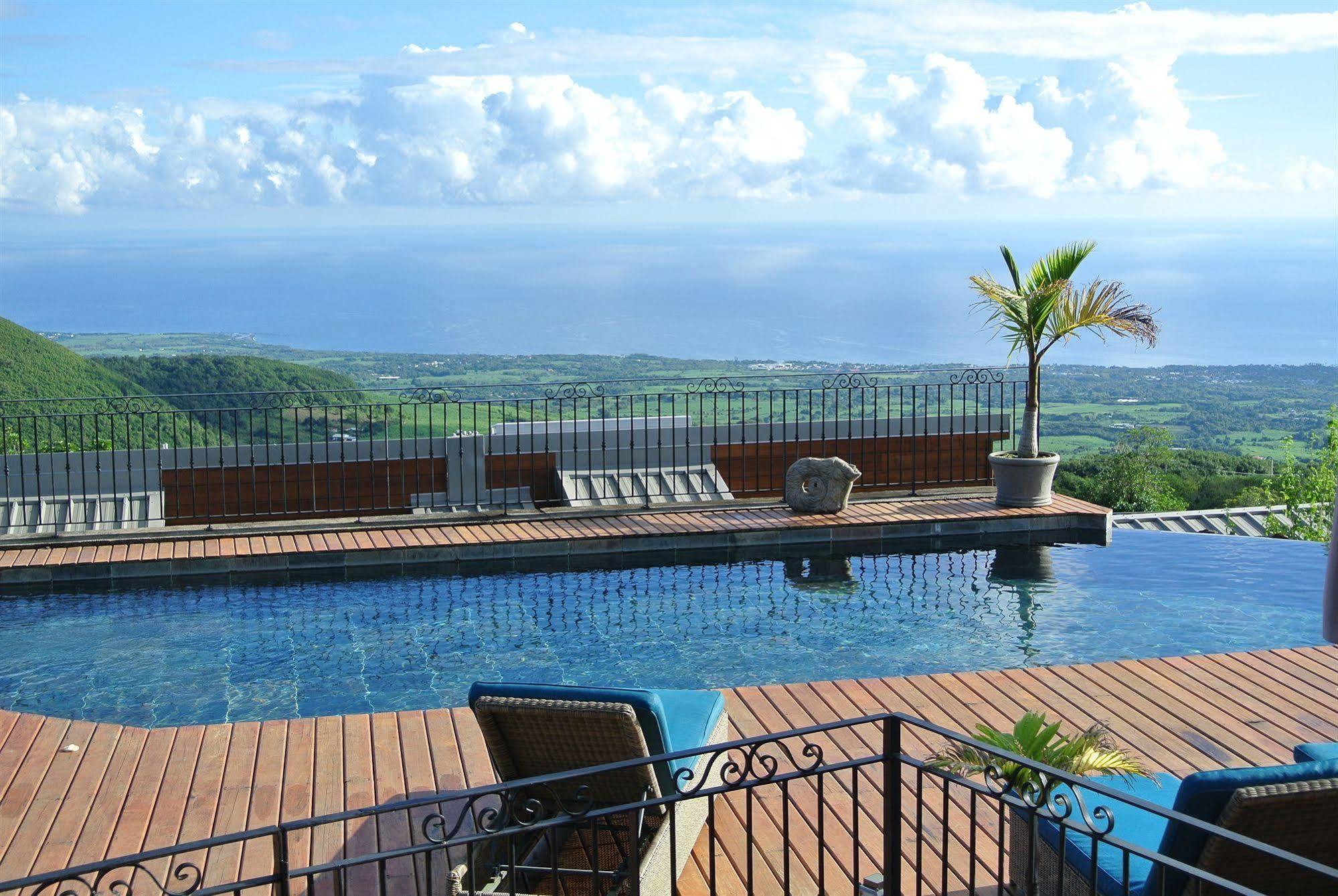 Diana Dea Lodge Sainte Anne Exterior foto